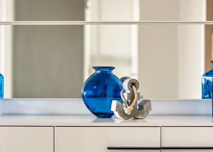 Comfy - Transatlantyk Lux 格丁尼亚